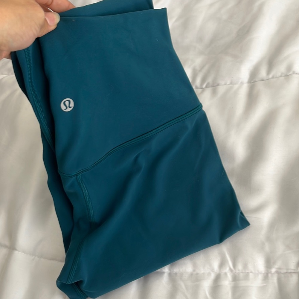 Lululemon align 25”